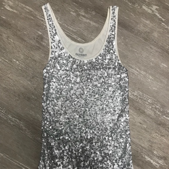 Old Navy Tops - Old navy tank